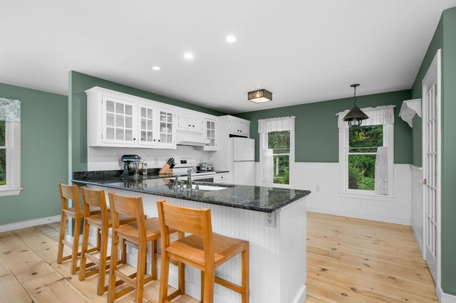 3528 Main Street, Barnstable, MA 02630