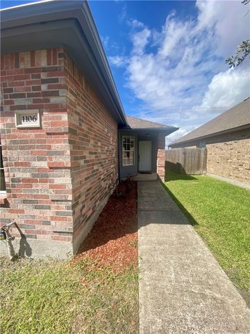 1106 Cupertino St, Portland, TX 78374