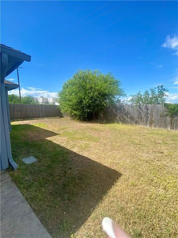 1106 Cupertino St, Portland, TX 78374