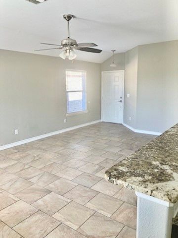 1106 Cupertino St, Portland, TX 78374