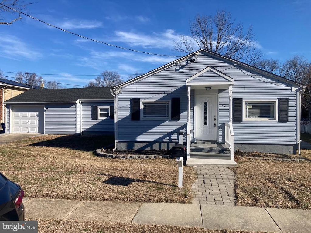 Image 1 of property listing at 72 ALDEN AVE, Riverside, NJ 08075