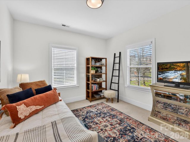 1507 Landis Avenue, Charlotte, NC 28205