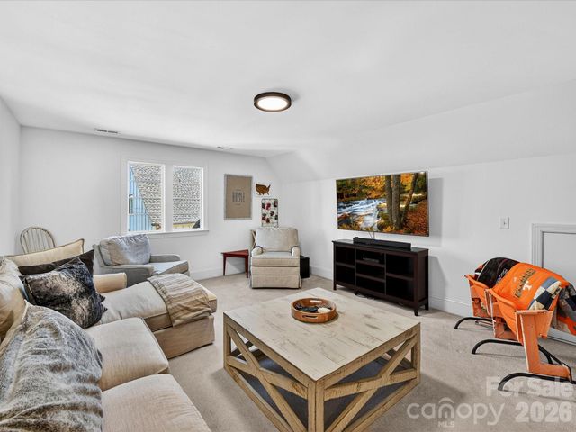 1507 Landis Avenue, Charlotte, NC 28205