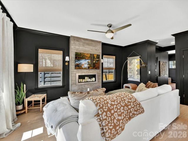 1507 Landis Avenue, Charlotte, NC 28205