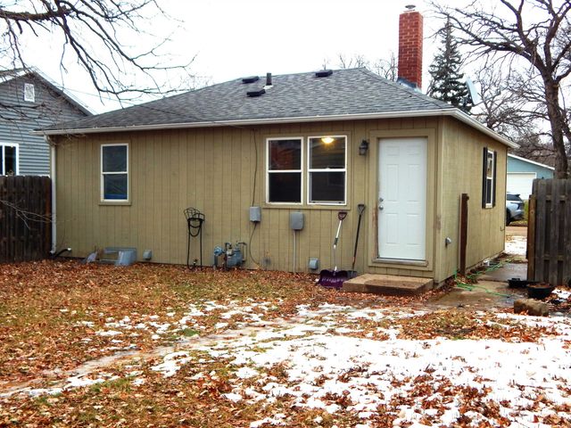 204 17TH ST SE, Minot, ND 58701