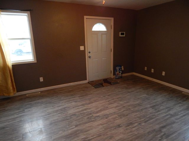 204 17TH ST SE, Minot, ND 58701