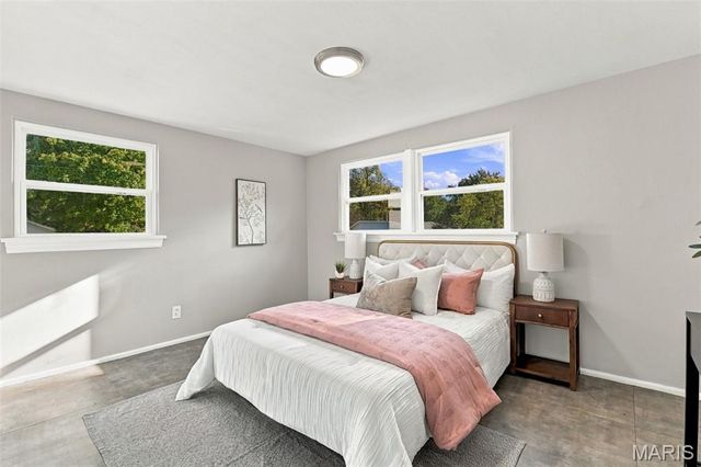 8454 Engler Avenue, St John, MO 63114