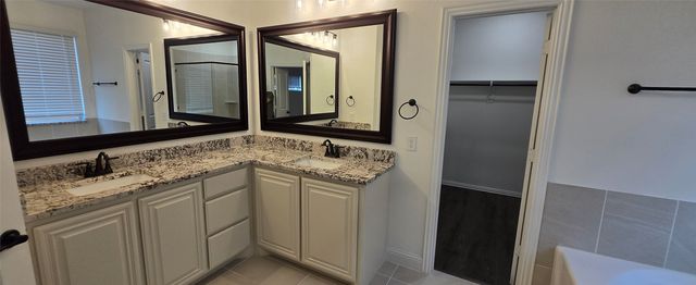 9104 Rock Nettle Drive, Fort Worth, TX 76131
