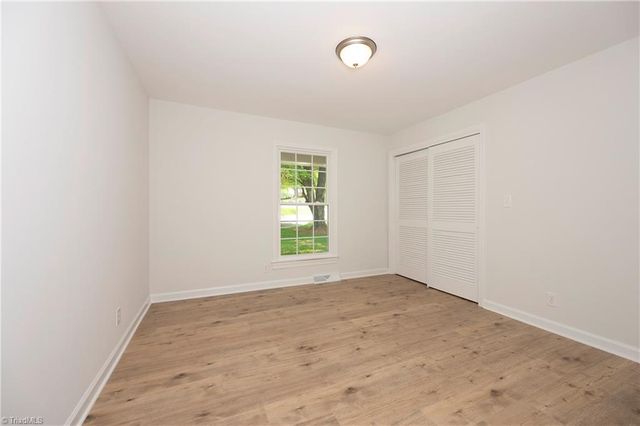 4385 Mashie Drive, Pfafftown, NC 27040