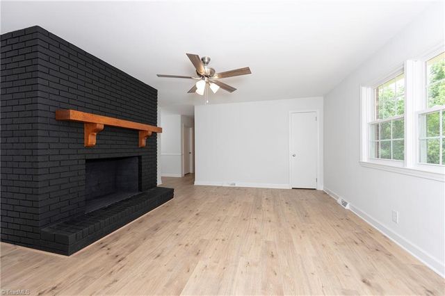 4385 Mashie Drive, Pfafftown, NC 27040