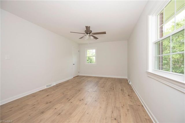 4385 Mashie Drive, Pfafftown, NC 27040