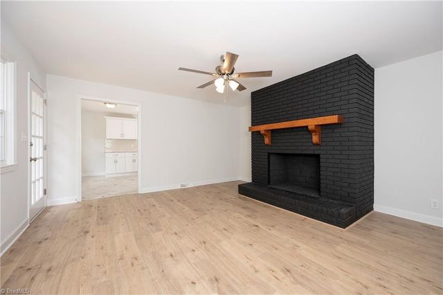 4385 Mashie Drive, Pfafftown, NC 27040
