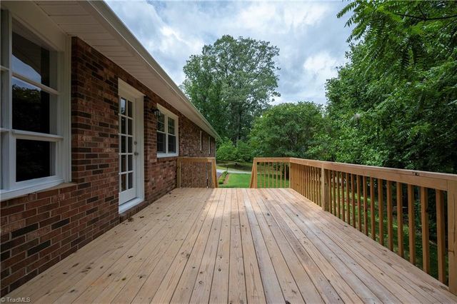 4385 Mashie Drive, Pfafftown, NC 27040