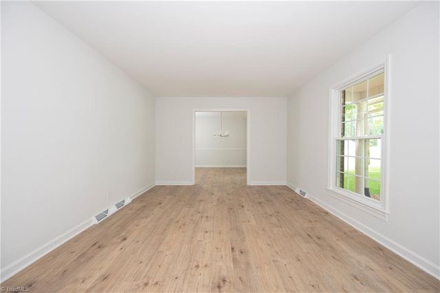4385 Mashie Drive, Pfafftown, NC 27040