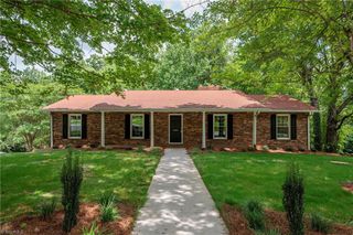 4385 Mashie Drive, Pfafftown, NC 27040