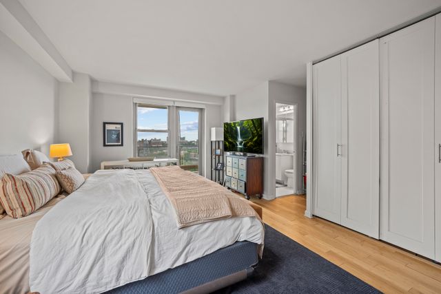 2500 JOHNSON Avenue # 11P, New York City, NY 10463