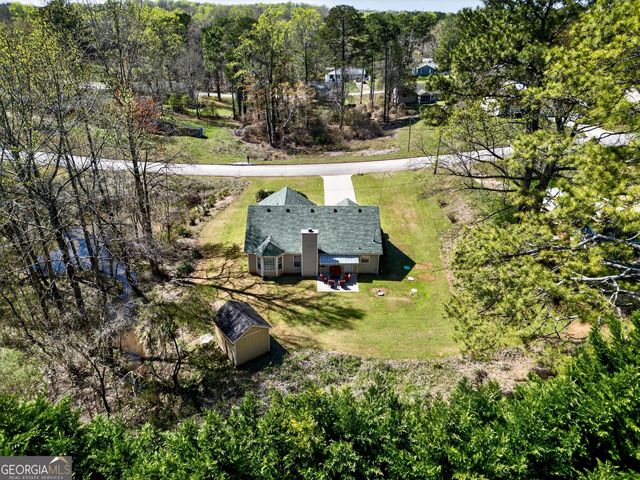 217 Farmbrook Parkway, Stockbridge, GA 30281
