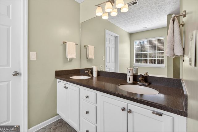 217 Farmbrook Parkway, Stockbridge, GA 30281