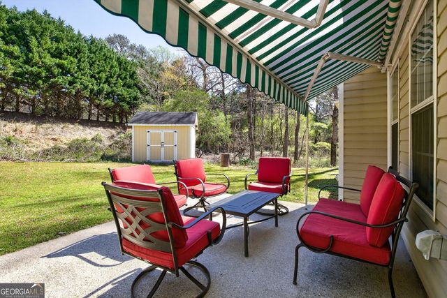 217 Farmbrook Parkway, Stockbridge, GA 30281