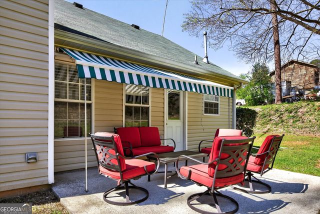 217 Farmbrook Parkway, Stockbridge, GA 30281