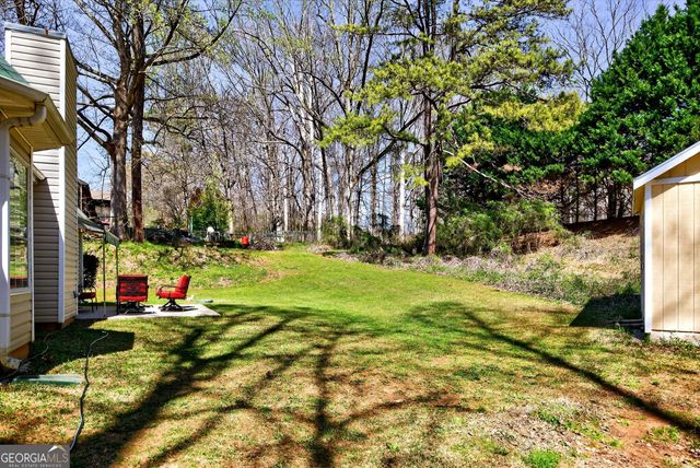 217 Farmbrook Parkway, Stockbridge, GA 30281