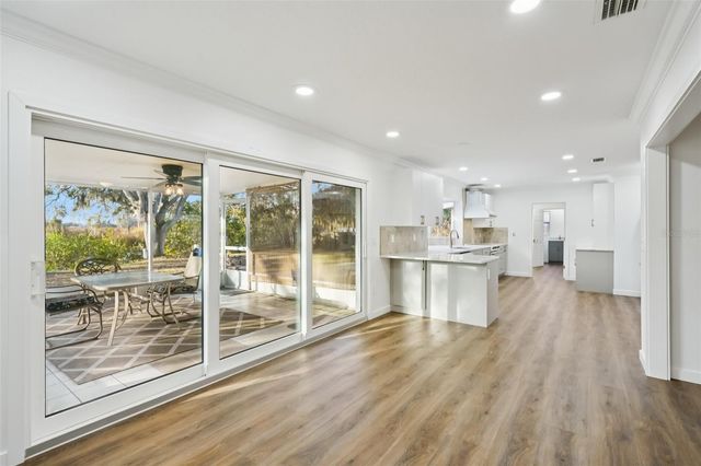 10826 TWIN PALMS RANCH ROAD, Gibsonton, FL 33534