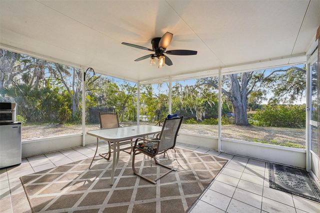 10826 TWIN PALMS RANCH ROAD, Gibsonton, FL 33534