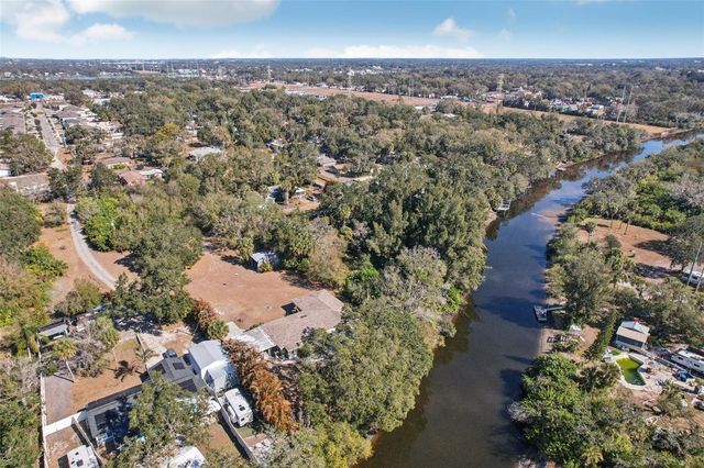 10826 TWIN PALMS RANCH ROAD, Gibsonton, FL 33534