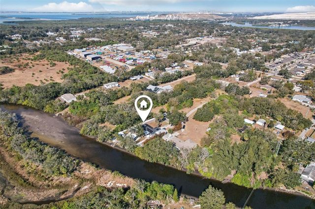 10826 TWIN PALMS RANCH ROAD, Gibsonton, FL 33534