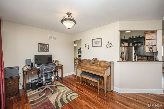 1403 Grizzly Hollow, Wentzville, MO 63385