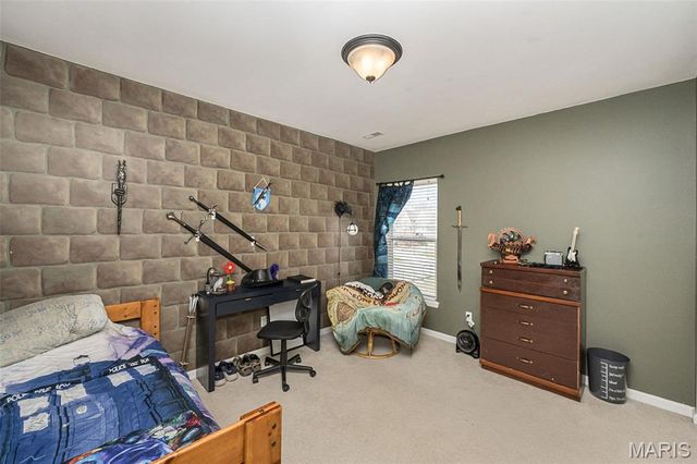 1403 Grizzly Hollow, Wentzville, MO 63385