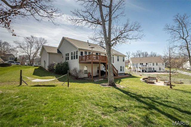 1403 Grizzly Hollow, Wentzville, MO 63385