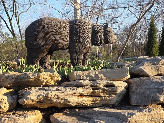 1403 Grizzly Hollow, Wentzville, MO 63385