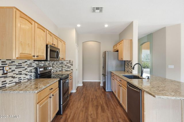 6621 S GRANITE Drive, Chandler, AZ 85249