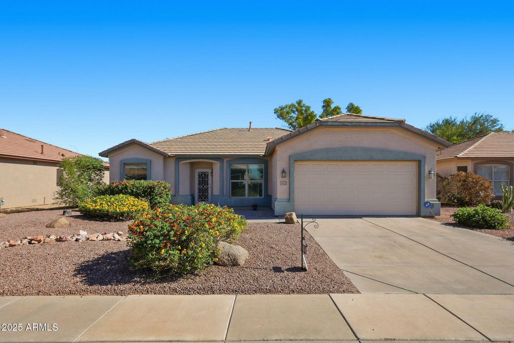 6621 S GRANITE Drive, Chandler, AZ 85249