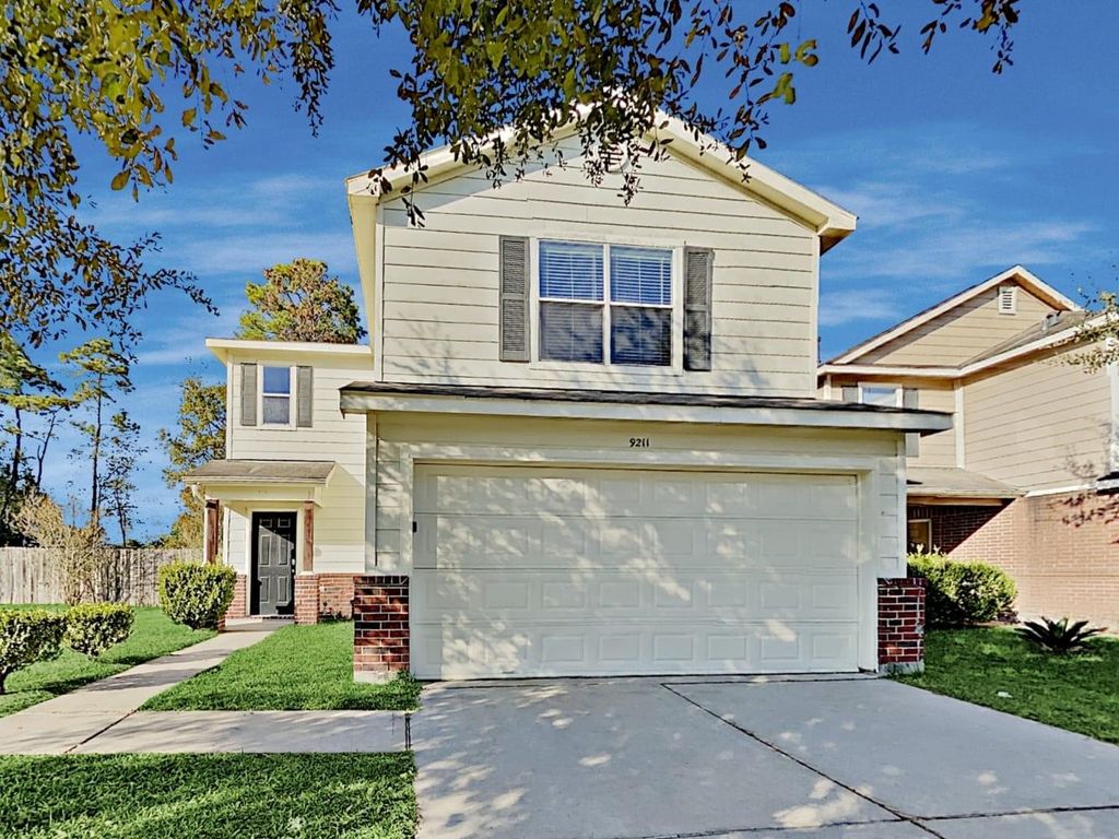 9211 Shaded Pines Drive, Humble, TX 77396