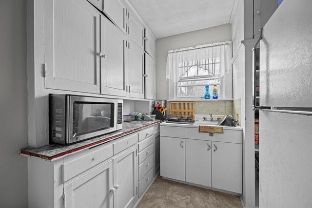 2324 18th B Street, Moline, IL 61265