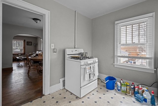 2324 18th B Street, Moline, IL 61265