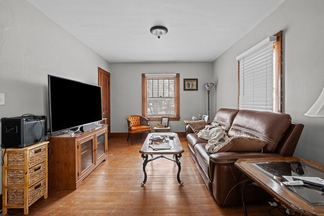 2324 18th B Street, Moline, IL 61265