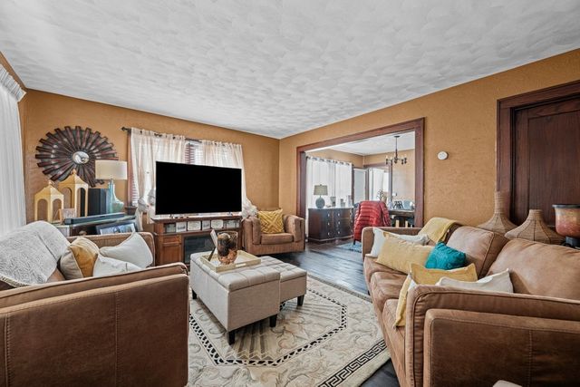 2324 18th B Street, Moline, IL 61265