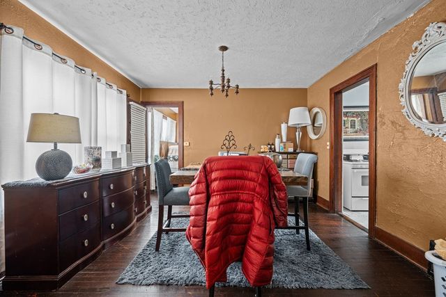 2324 18th B Street, Moline, IL 61265