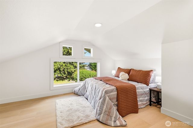 5122 N Shirley Street, Ruston, WA 98407