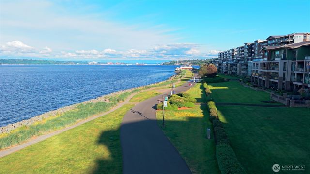 5122 N Shirley Street, Ruston, WA 98407