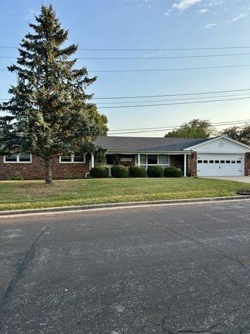 1004 MISSION DR, Boonville, MO 65233