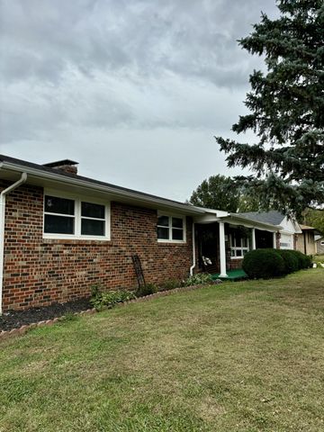 1004 MISSION DR, Boonville, MO 65233