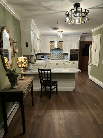 1004 MISSION DR, Boonville, MO 65233