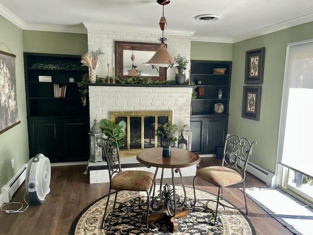 1004 MISSION DR, Boonville, MO 65233