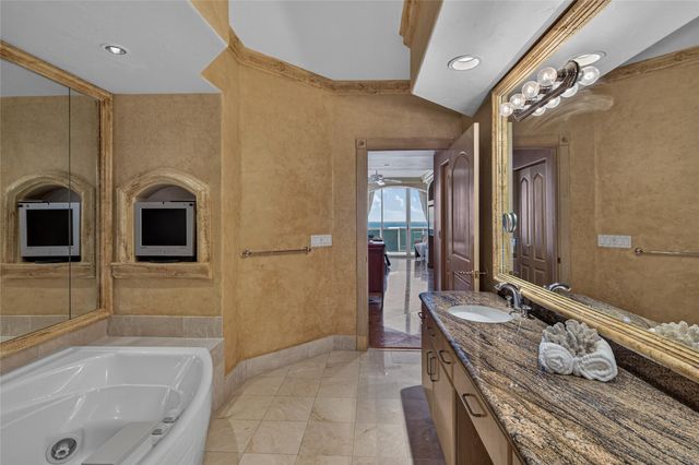 3200 N Ocean Boulevard 1907, Fort Lauderdale, FL 33308