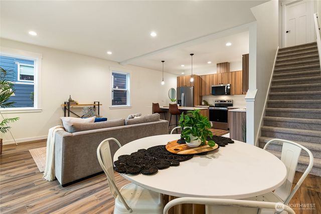 1366 Talus Way, Bellingham, WA 98226