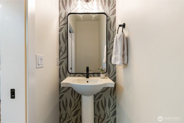 1366 Talus Way, Bellingham, WA 98226